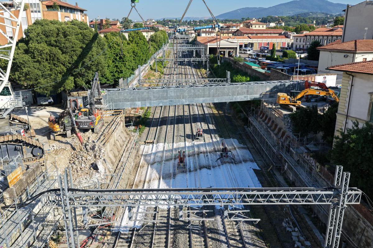 Firenze, nuovo stop ai treni da stasera fino al 30 luglio per lavori Ponte al Pino - 