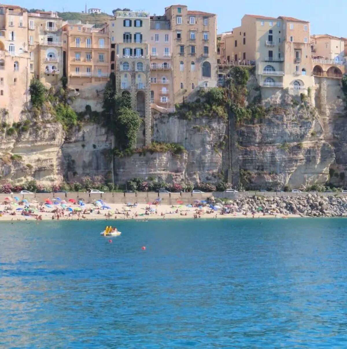 In estate nuovi collegamenti ferroviari in Calabria per accompagnare turisti e viaggiatori - 