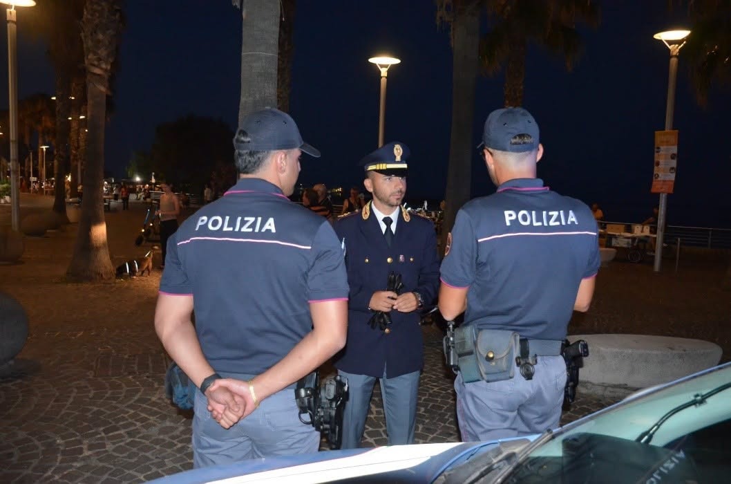 Controlli estivi polizia di stato - Foto Uff Stampa Questura Crotone 2.06.2026