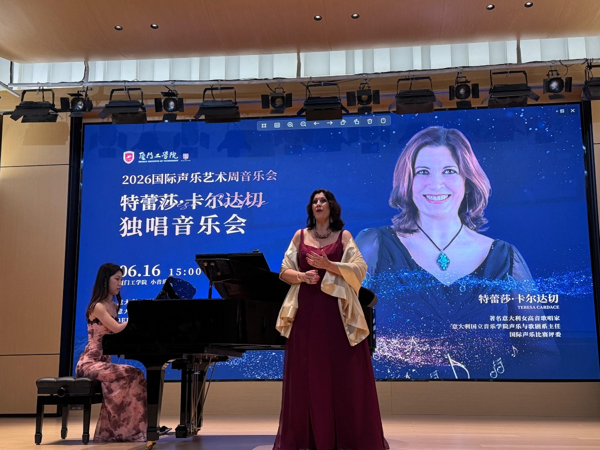 Teresa Cardace 