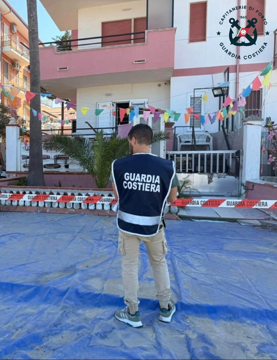 Sequestri - Foto Uff. Stampa Capitaneria di Porto Crotone 7 luglio 2026