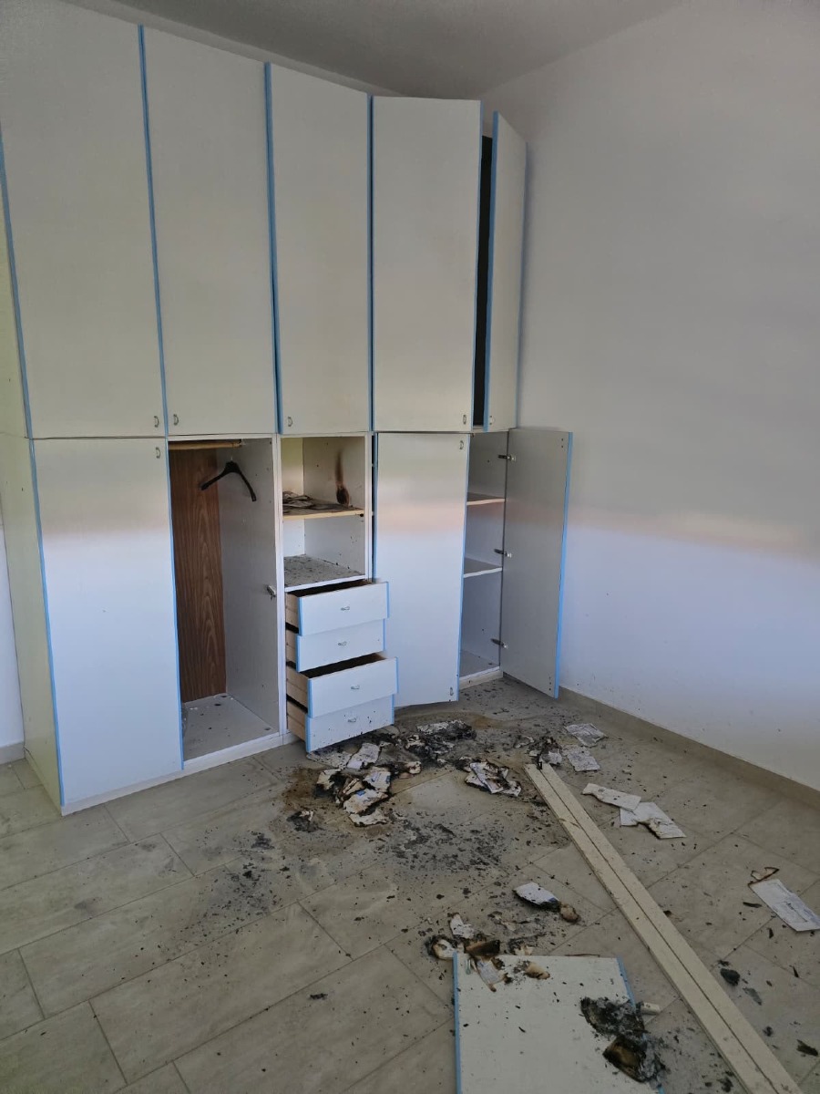 Atto vandalico  Scuola Primaria "Pizzuta" - Foto uff. stampa "La Forza delle Donne" 13.07.2026