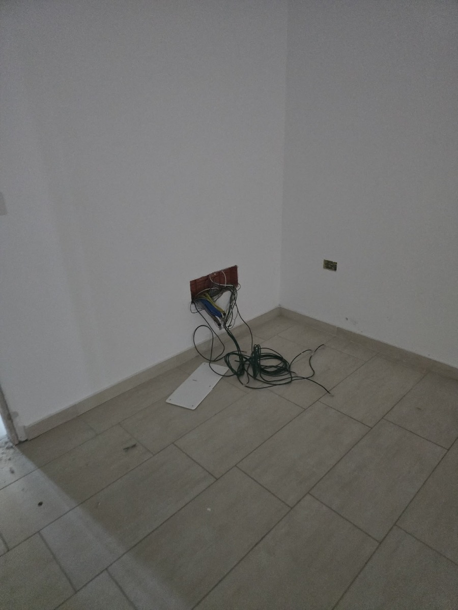 Atto vandalico  Scuola Primaria "Pizzuta" - Foto uff. stampa "La Forza delle Donne" 13.07.2026