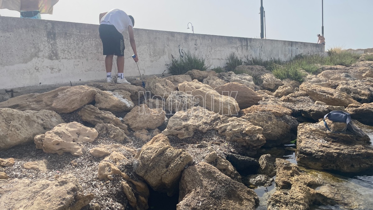 Pulizia Spiaggia volontari Akrea - Foto Redazione 20.07.2026