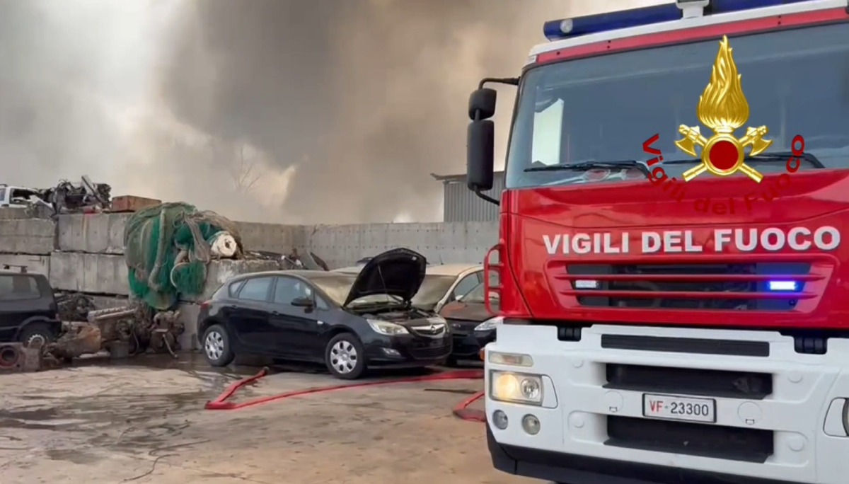 Incendio Campodenaro - Foto Uff. Stampa Vigili del Fuoco 20.07.2026
