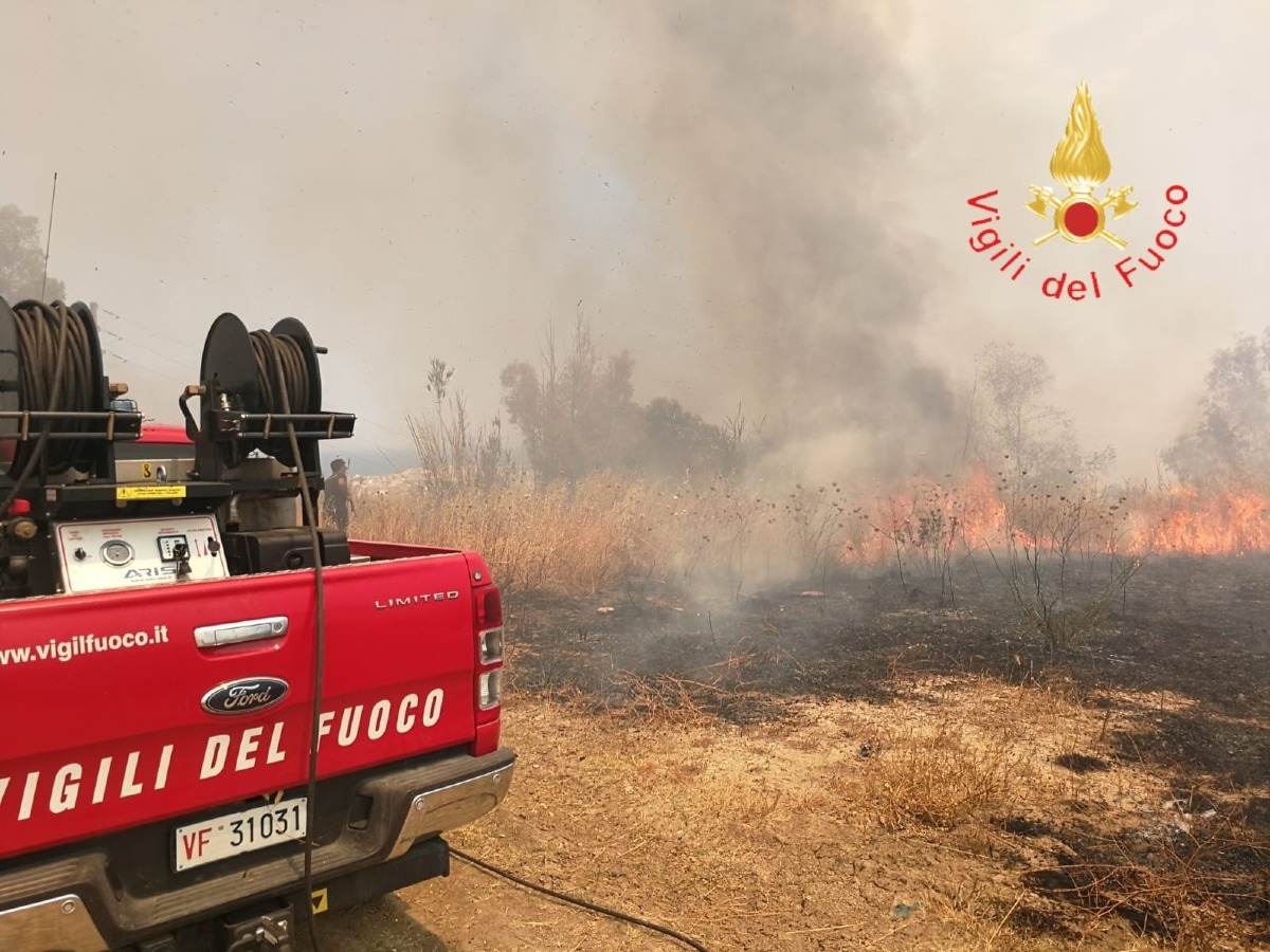 Incendio Lamezia Terme - Foto Uff. Stampa Vigili del fuoco  20.07.2026