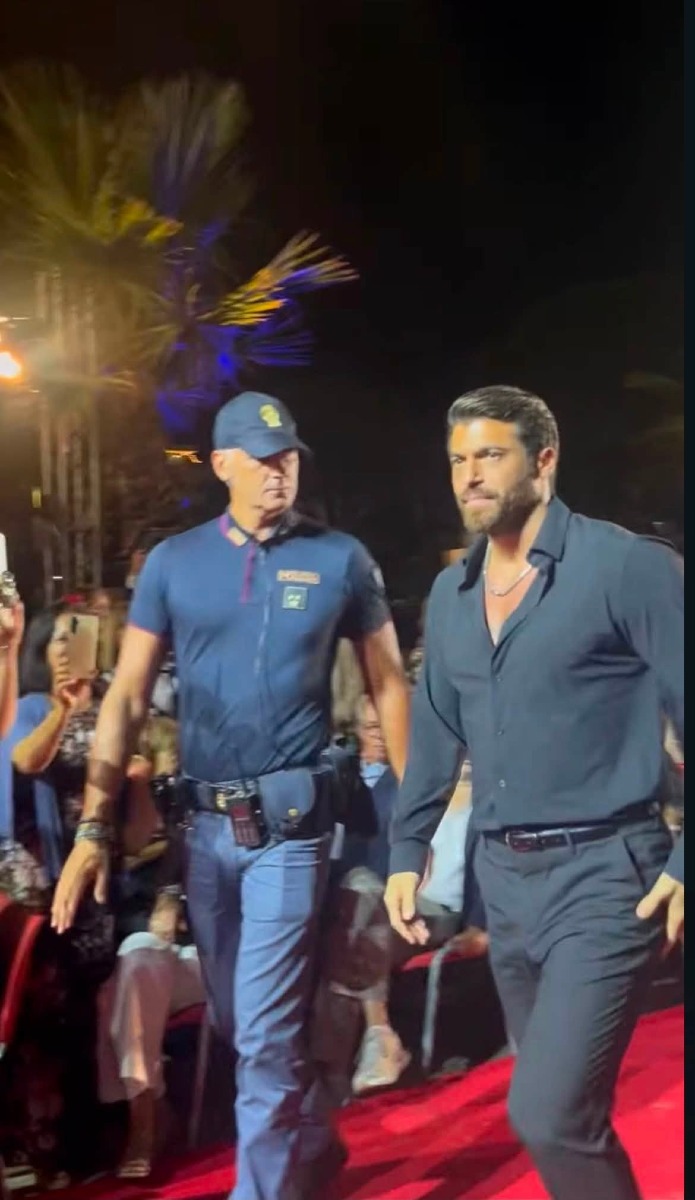 Can Yaman Soverato Magna Grecia Film Festival - Foto Uff. Stampa Questura di Catanzaro