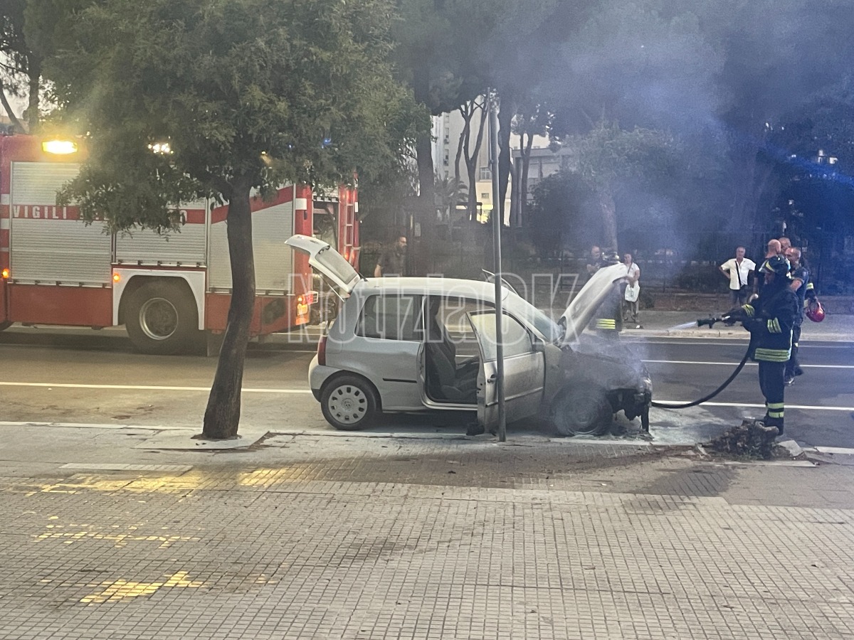 Incendio Macchina Via XXV Aprile - Foto Redazione 31.07.2026