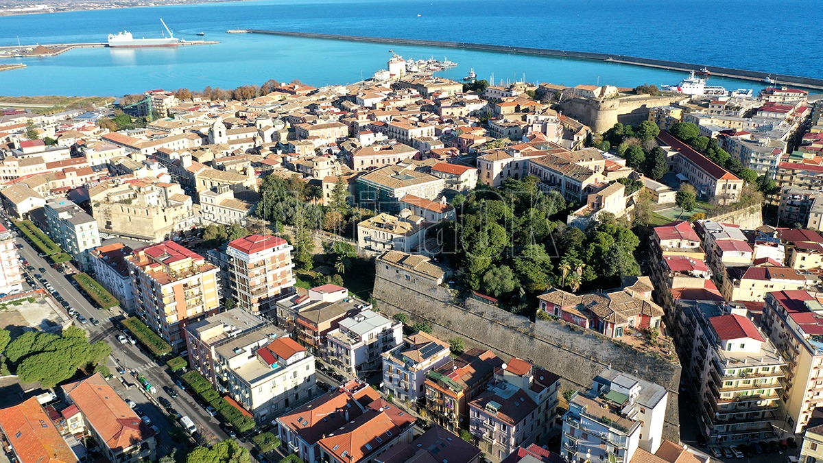Crotone perde residenti: la città pitagorica tra le più colpite in Italia - 