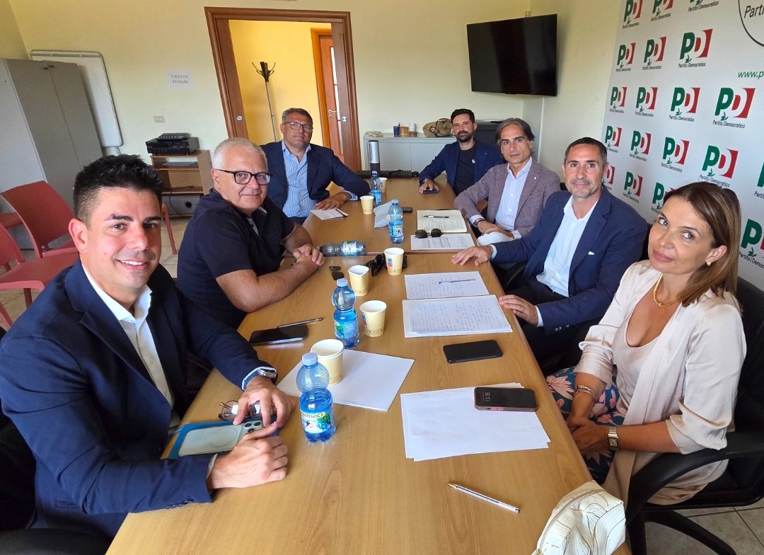Pd Calabria e sindacati a confronto a Lamezia: al centro il futuro della regione - Foto: Uff. Stampa Ernesto Francesco Alecci