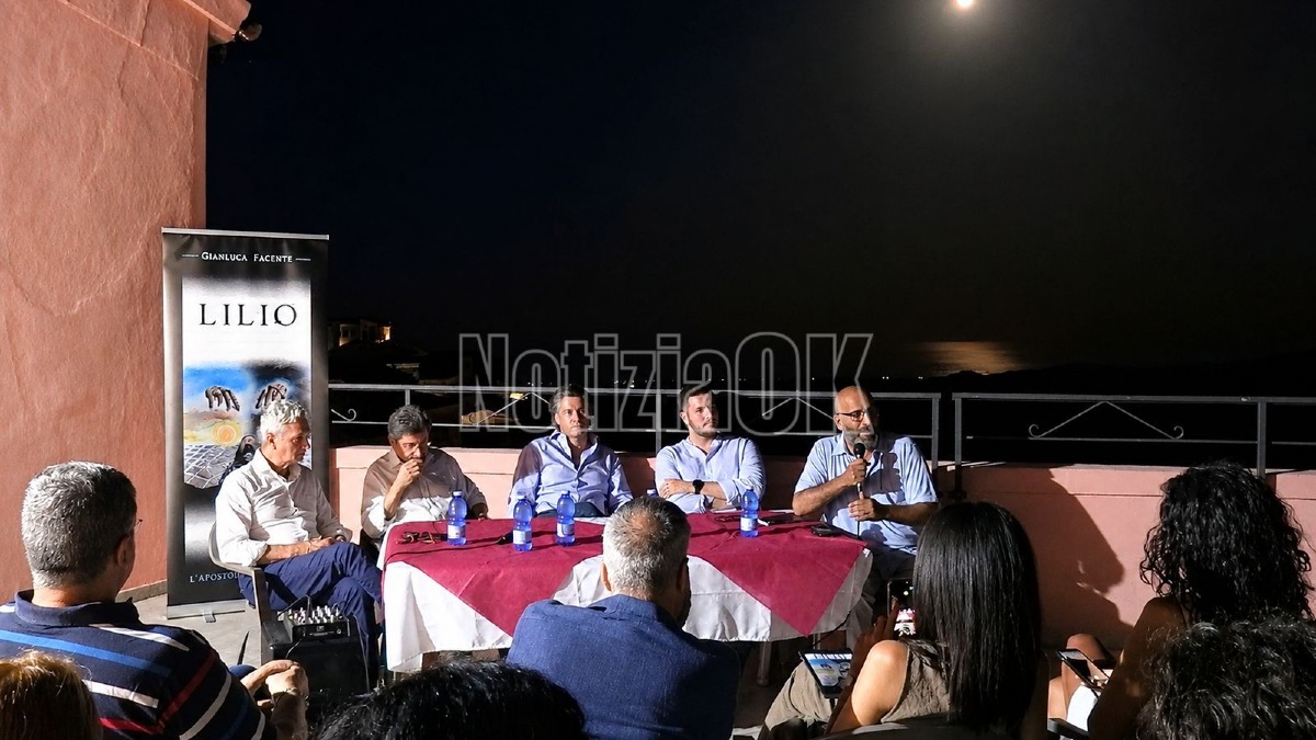 Luigi Lilio rivive nel romanzo di Gianluca Facente: a Cirò la prima presentazione de "Lilio, l'apostolo del tempo" - Foto: Redazione 