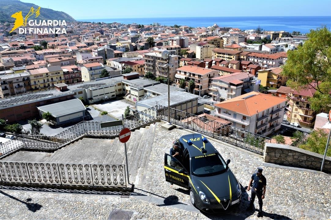 Litorale tirrenico cosentino, raffica di controlli della Guardia di Finanza: 28 lavoratori in nero - Foto Uff. Stampa Guardia di Finanza 
