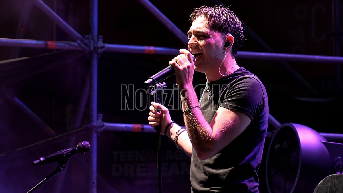 (VIDEO) Vito Damiano torna nella sua terra e apre il concerto di Serena Brancale - Foto: Redazione 