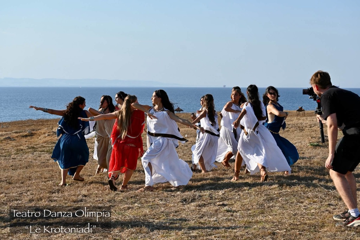 Linea Blu racconta Crotone: la storia rivive attraverso la danza antica - 