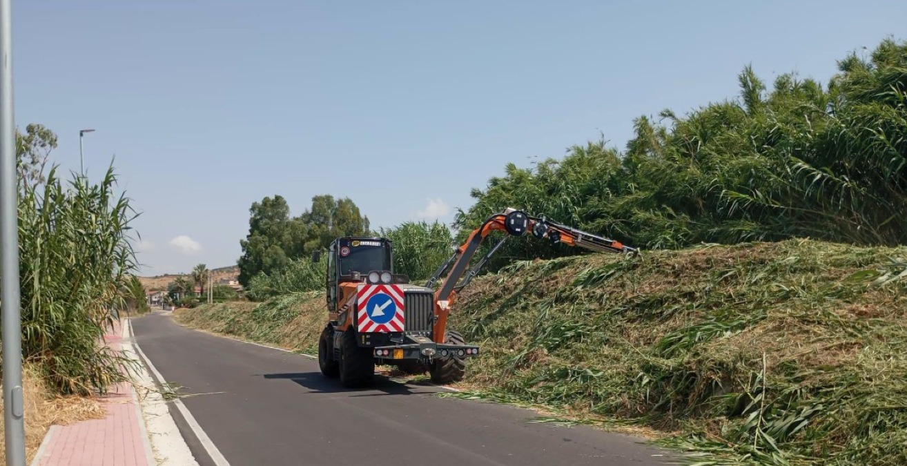 Botricello, al via i lavori di messa in sicurezza di fossi e canali di scolo - Foto: Uff. Stampa Comune di Botricello