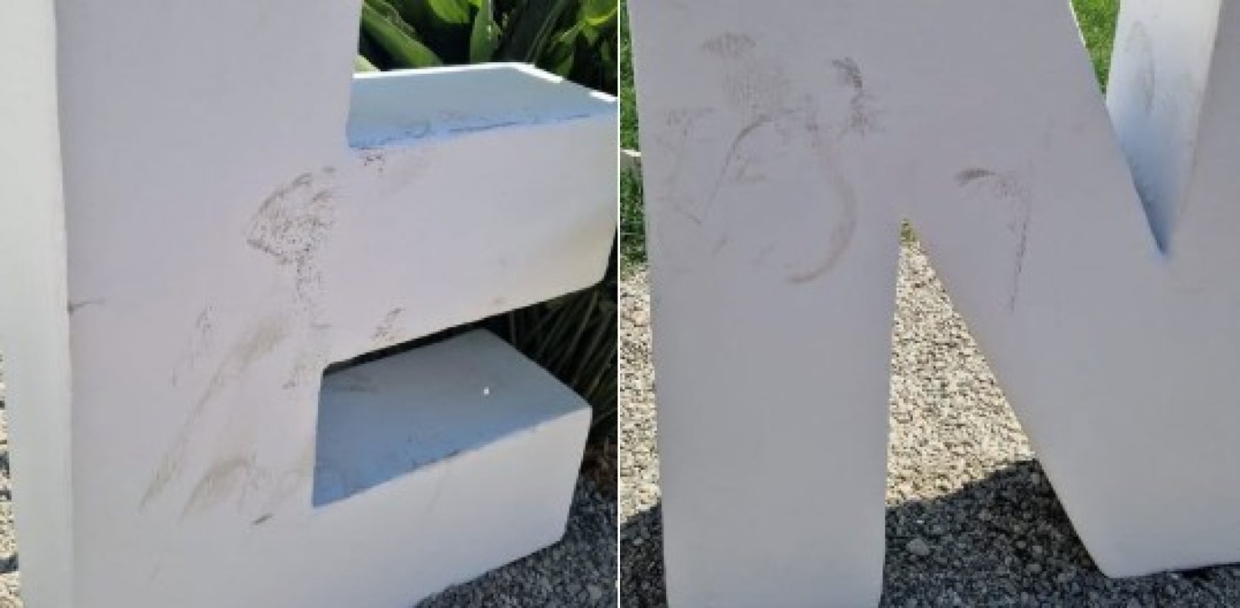 Crotone, vandalizzata in pochi giorni l'installazione di Piazza Berlinguer - Foto: Uff. Stampa Confcommercio Calabria Centrale