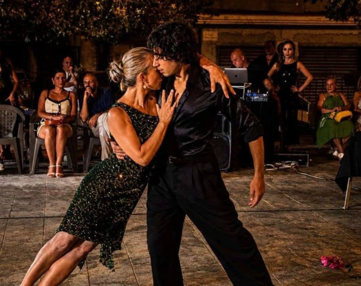 Cirò, "Tango sotto le stelle" accende Piazza Mavilia - Foto: Uff. Stampa Comune di Cirò