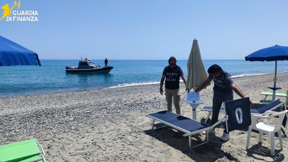 Guardia di Finanza, controlli rafforzati sulle coste calabresi: quasi 4 mila finanzieri in campo - Foto Uff. Stampa Guardia di finanza 