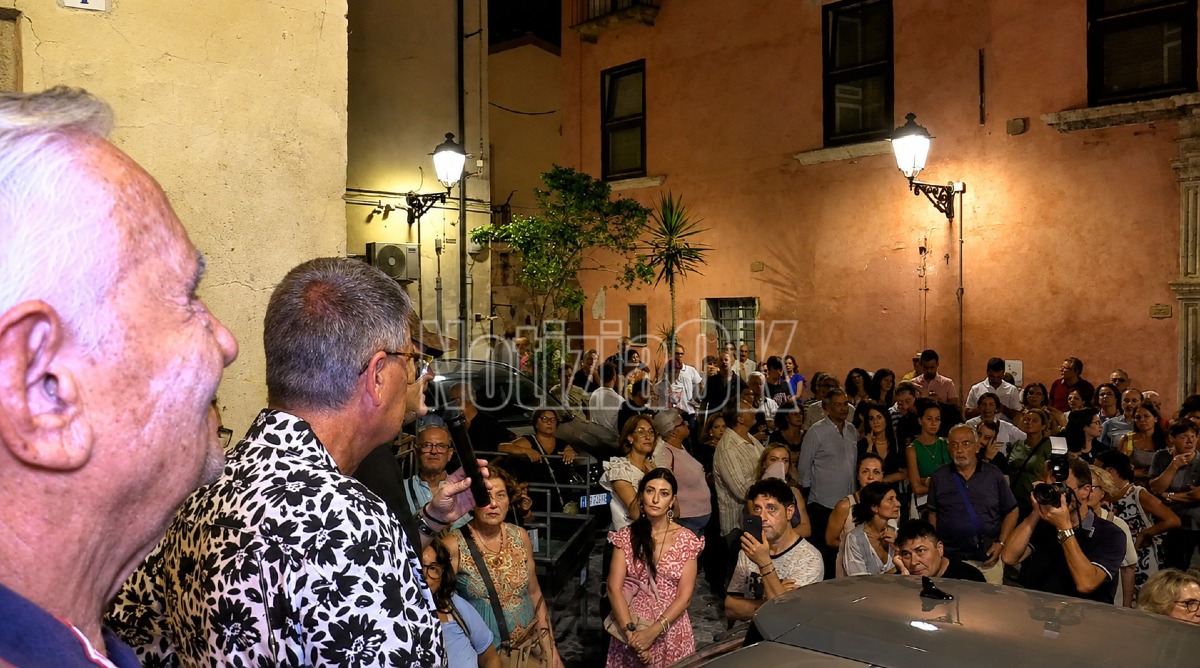 Crotone, stasera il centro storico si racconta sotto le stelle - Foto: Redazione 