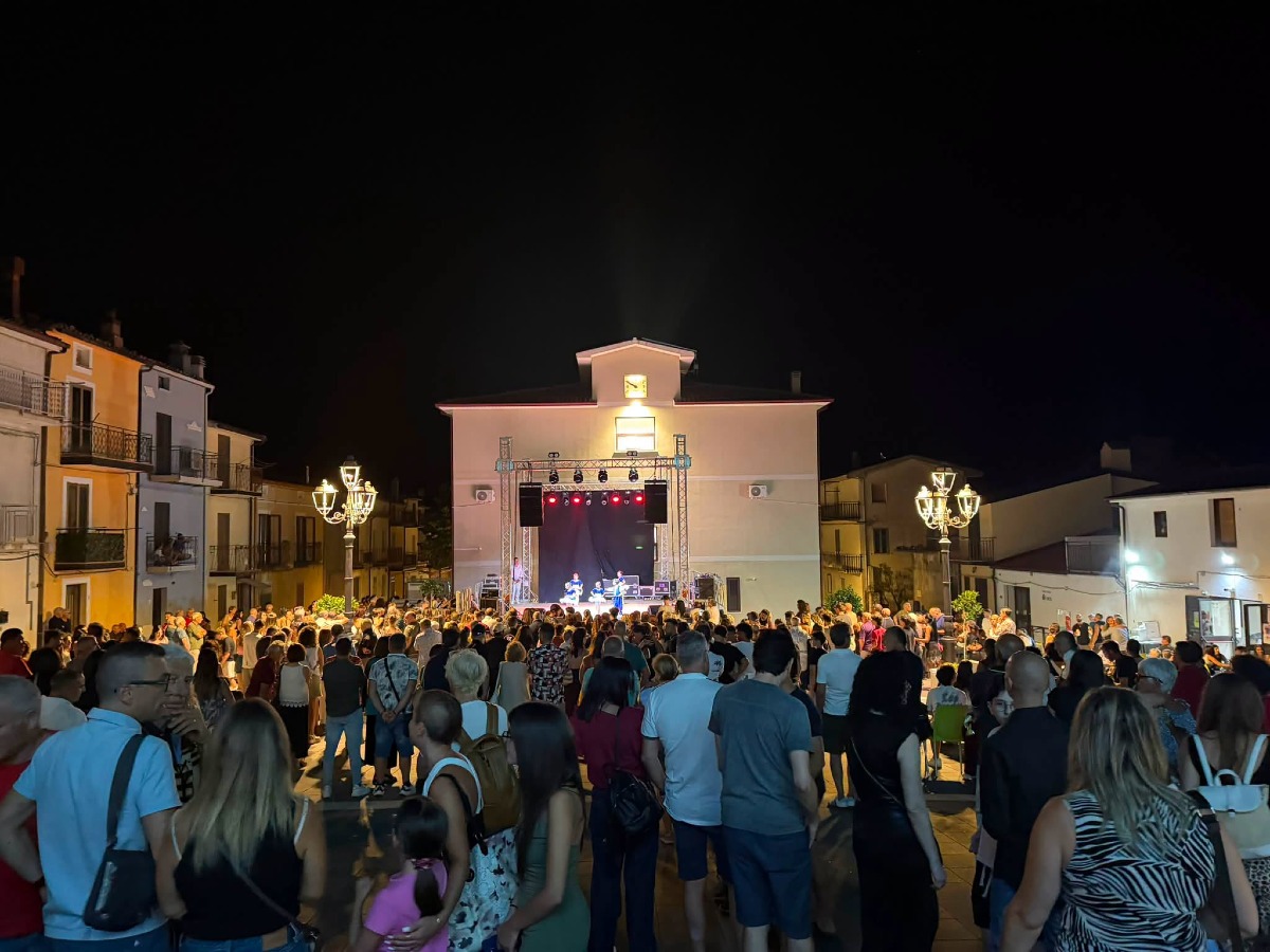 Cerenzia, una settimana tra cultura, musica, vino e motori - Foto Uff. Stampa Cerenzia 