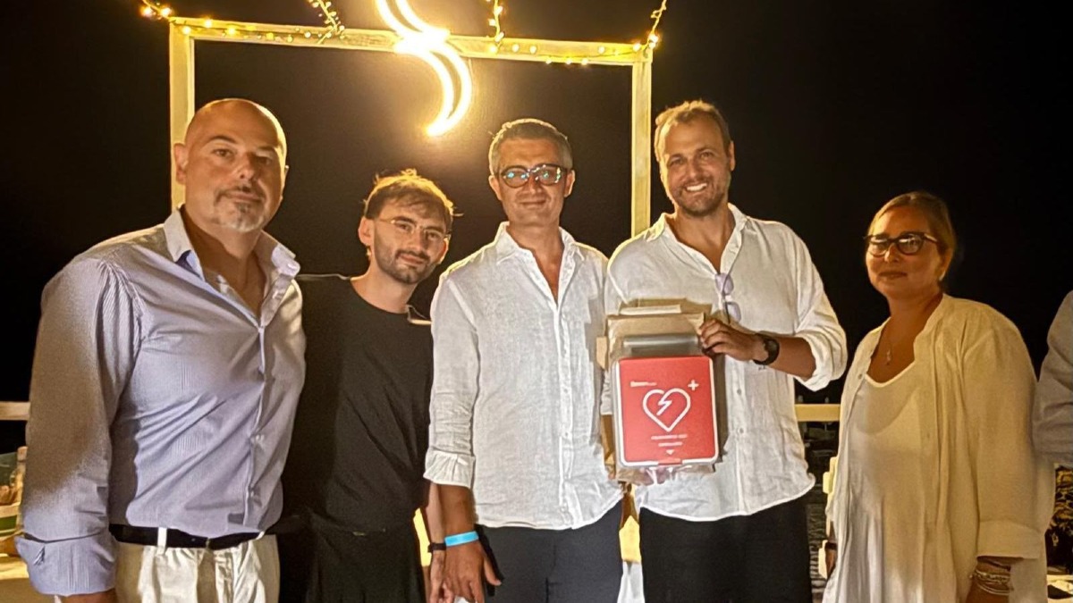 Montepaone Lido, aperitivo Lions per acquistare un defibrillatore 