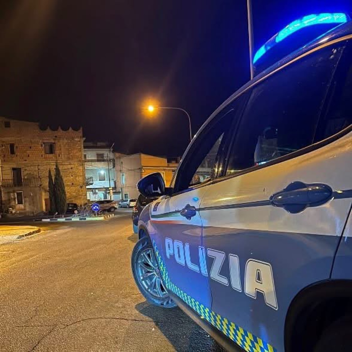 Crotone, raffica di controlli della Polizia: un arresto e sette denunce - Foto Uff. Stampa Questura di Crotone 