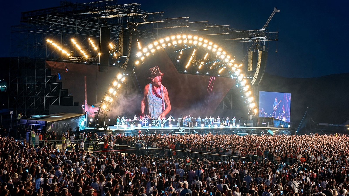 Catanzaro, 30mila persone al concerto di Jovanotti: sicurezza senza criticità - Foto Uff. Stampa Questura di Catanzaro 