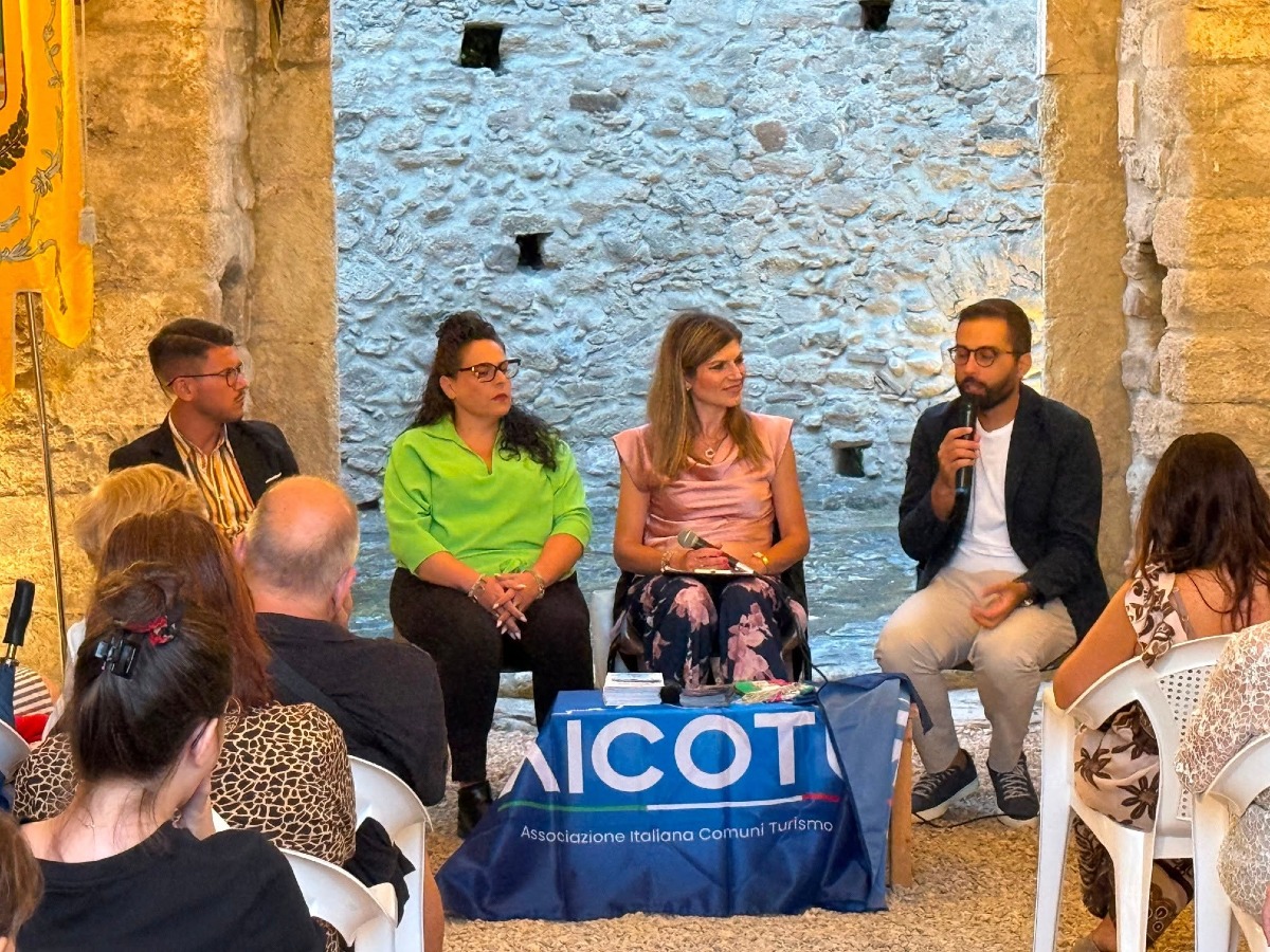 Le radici diventano ponti: nominati 32 Ambasciatori di Cleto nel mondo - Foto Uff. Stampa Comune di Cleto 