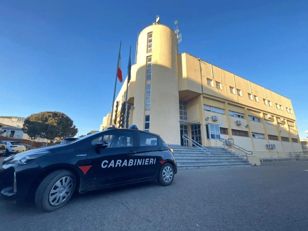 Cirò Marina, aggredisce i Carabinieri durante una lite familiare: arrestato - Foto Uff. Stampa Carabinieri 