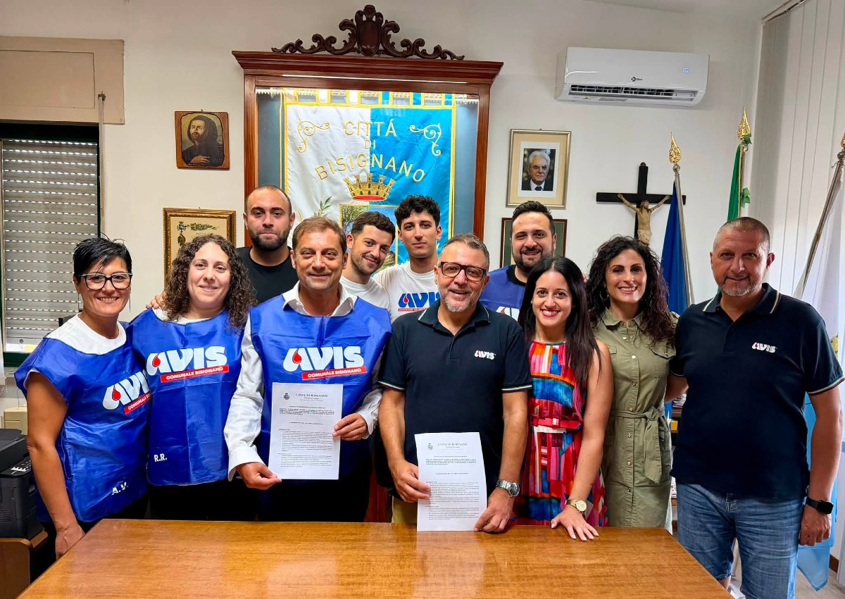  Bisignano, il Comune firma un partenariato con l’AVIS per nuove attività sociali  - Foto: Uff. Stampa Comune di Bisignano