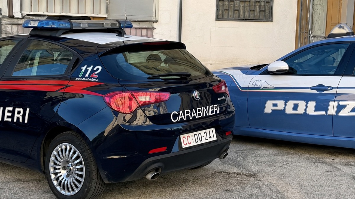 Focus ‘Ndrangheta a Isola Capo Rizzuto: attività abusiva, titolare denunciato - Foto Uff. Stampa Questura 