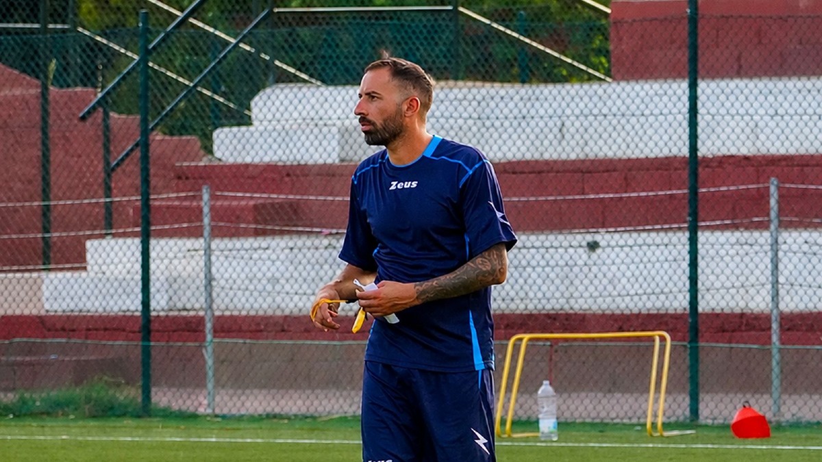 Antonio Russo è il nuovo allenatore del Mesoraca: al via la nuova stagione -  Foto Uff. Stampa Mesoraca Calcio 