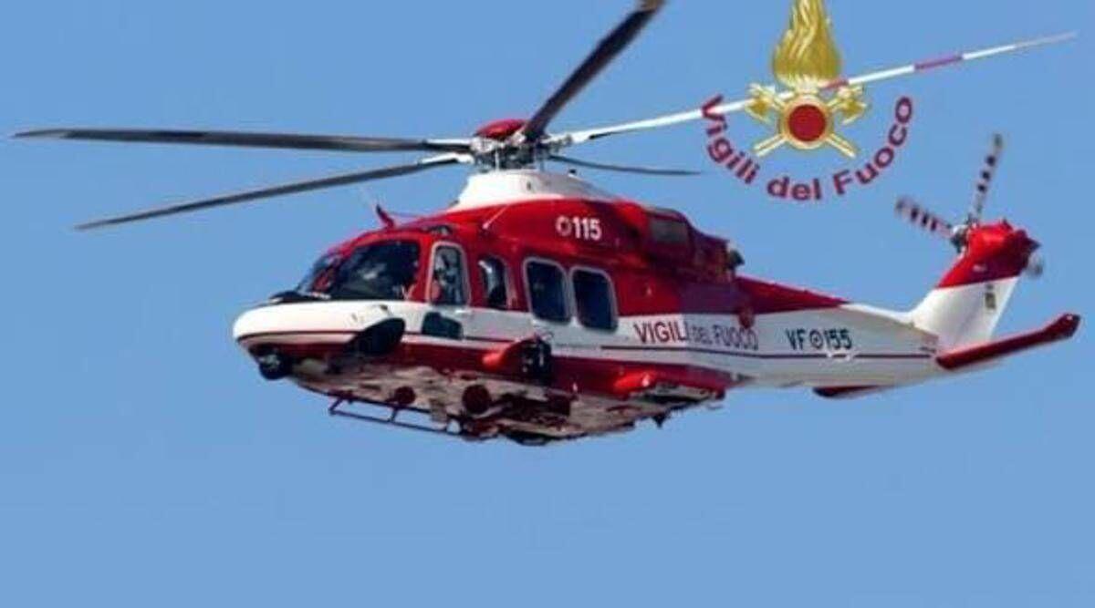 Cosenza, individuato relitto dell'ultraleggero precipitato con Carlo Arnulfo e Angela Buccico a bordo - 