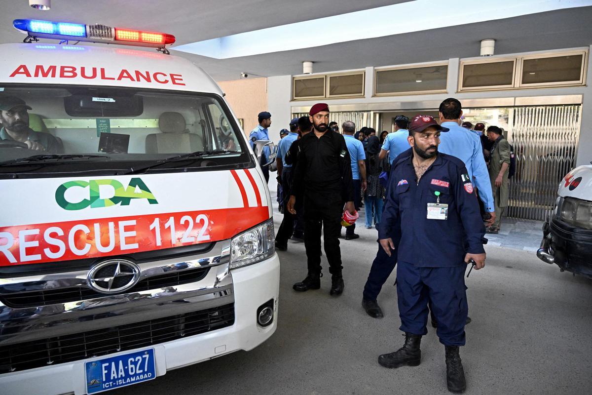 Pakistan, incendio in un ospedale di Islamabad: morti almeno 14 neonati - 