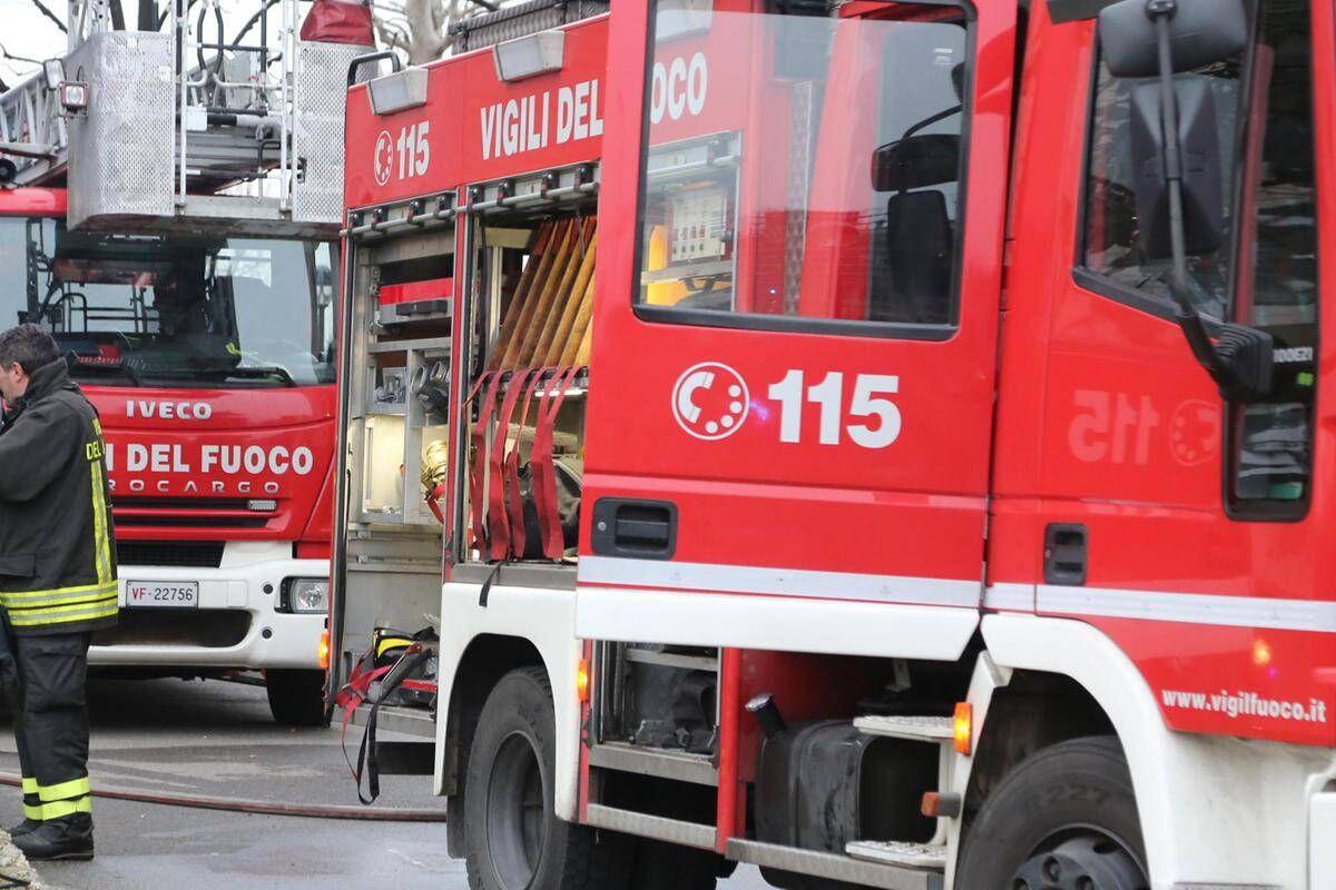 Ancona, inalano sostanze tossiche in cantiere: due operai in ospedale - 