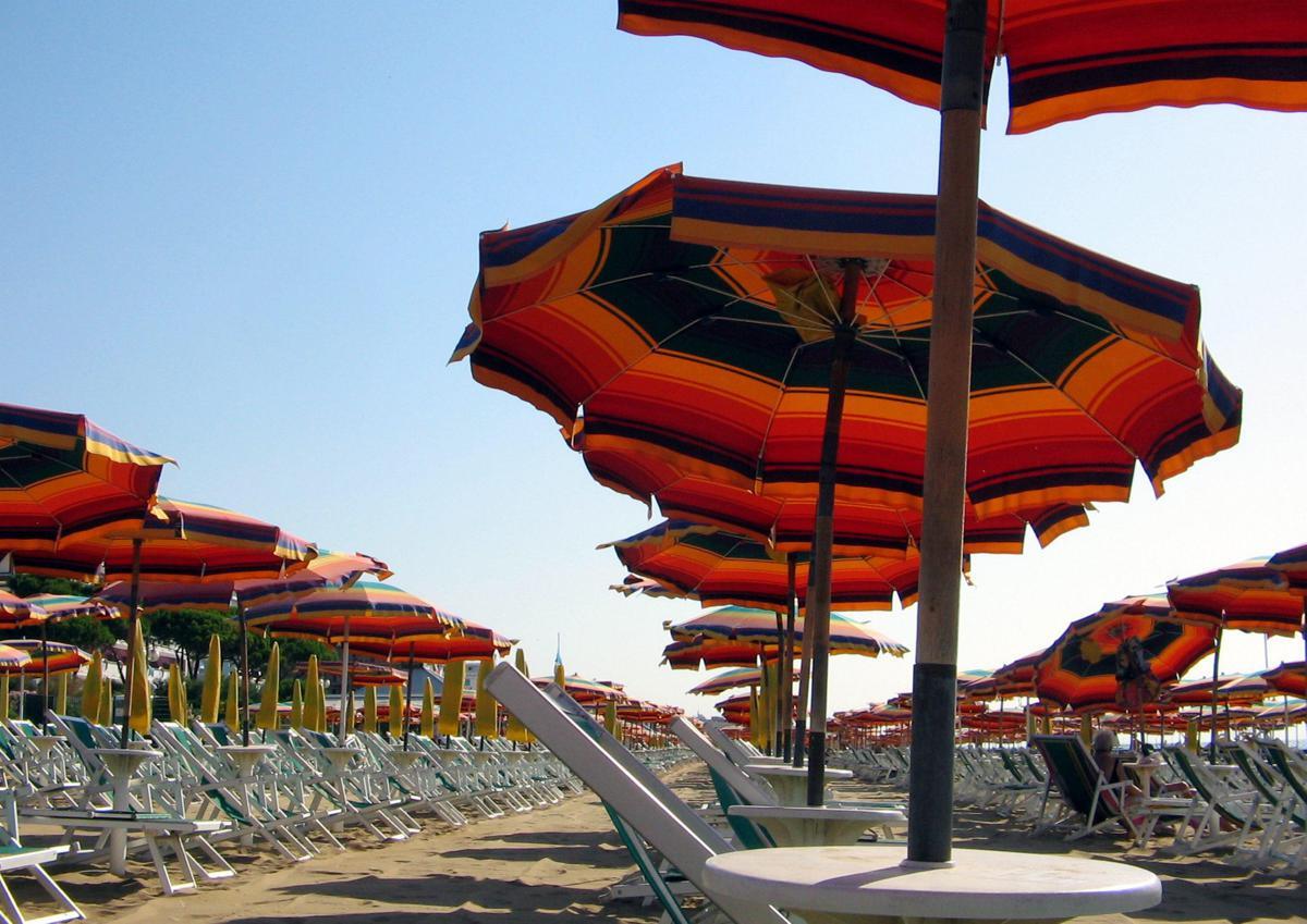 Lecce, malore durante il bagno in mare: muore 78enne - 