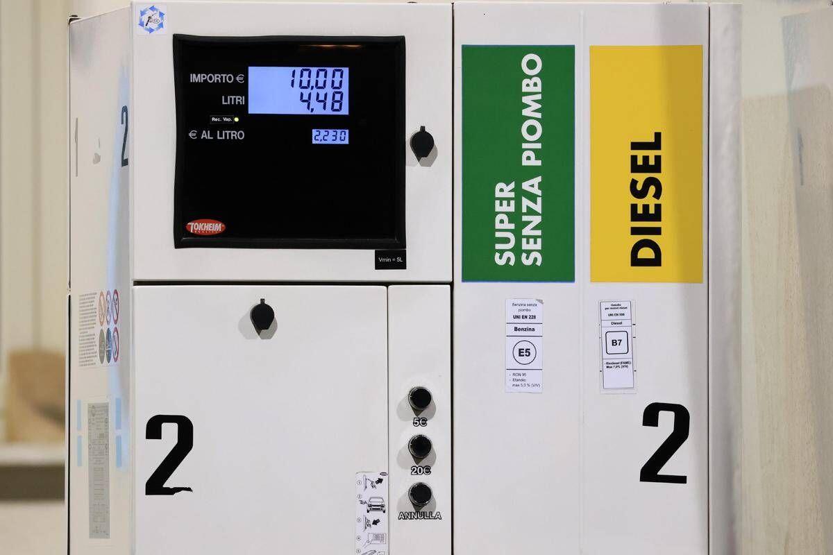 Caro carburanti, Ferragosto salato per chi si sposta in auto: pieno di gasolio costa oltre 22 euro in più rispetto all'anno scorso﻿ - 