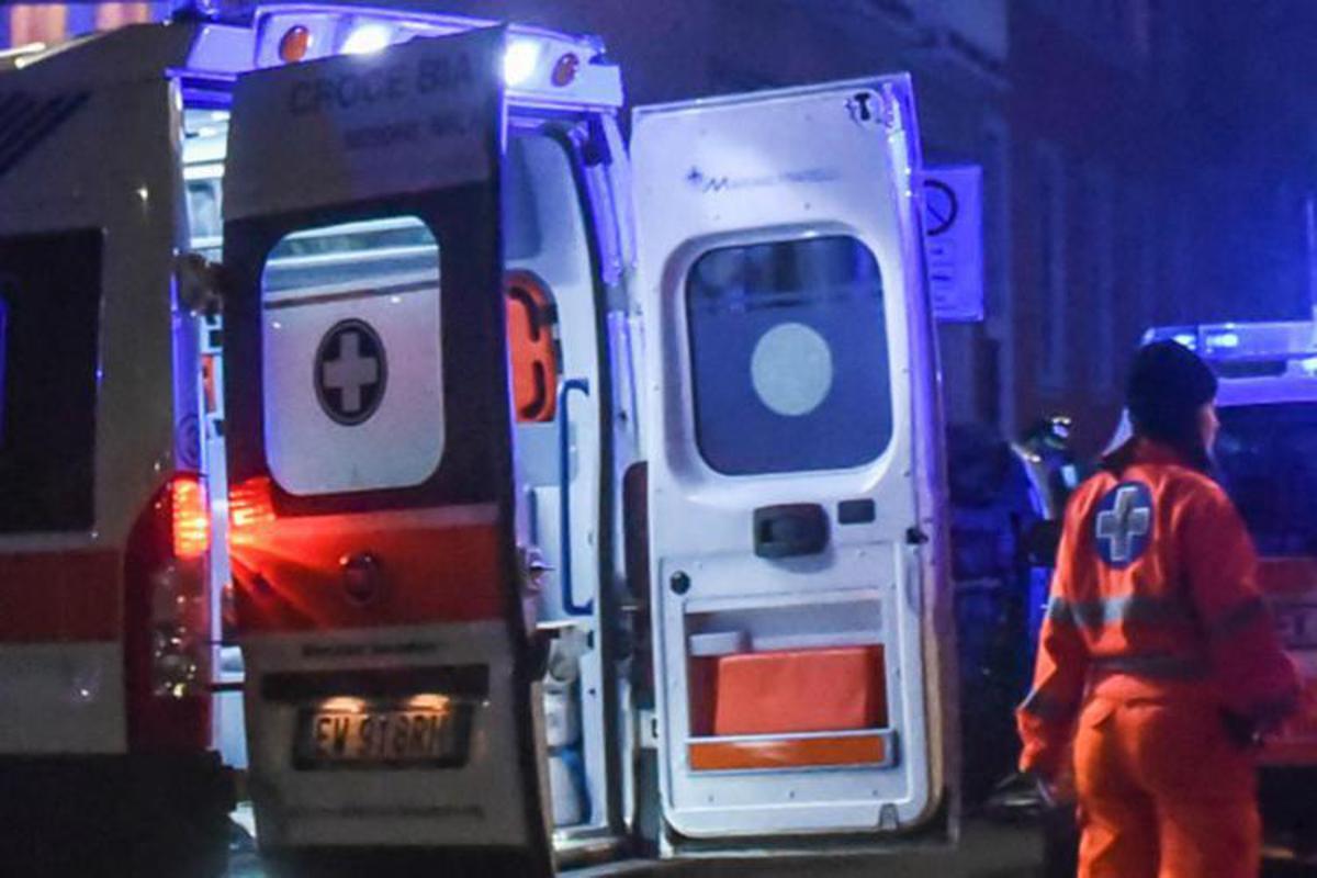 Tragedia a Perugia, auto si ribalta e finisce fuori strada: morti due 17enni - 