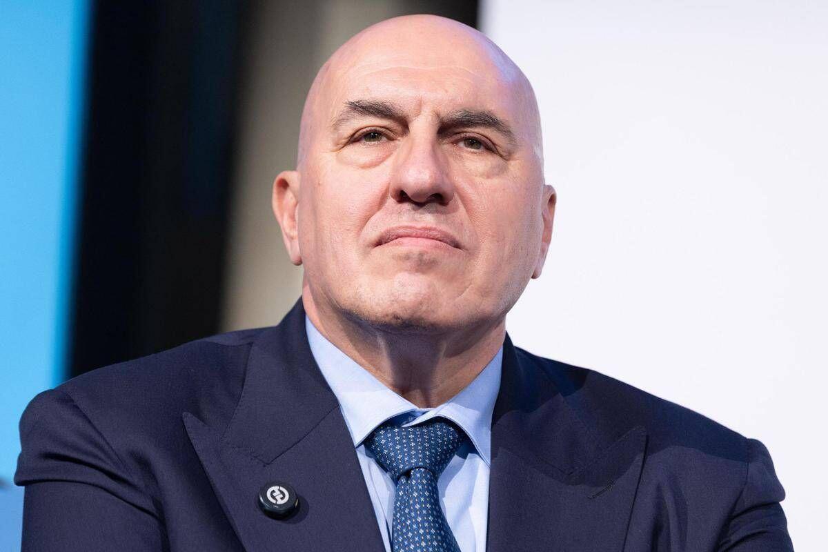Iran, Crosetto: "Attacchi a basi Usa in Europa? Nulla è precluso, ma evitare di fornire spunti" - 