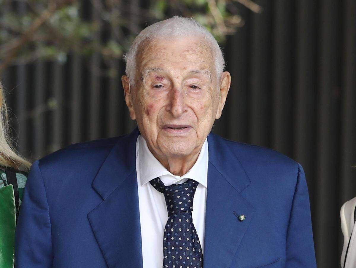 È morto Fulvio Lucisano, addio al re dei produttori cinematografici: aveva 98 anni - 