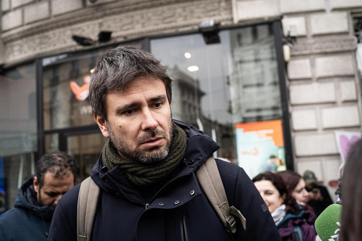 Il malore, il ricovero e il risveglio: ore di apprensione per Alessandro Di Battista - 