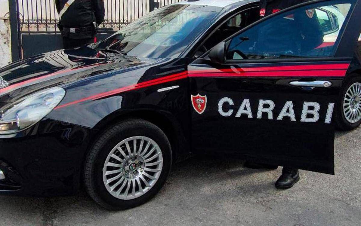 Trani, accoltellato durante rissa tra giovani in piazza: morto 18enne - 