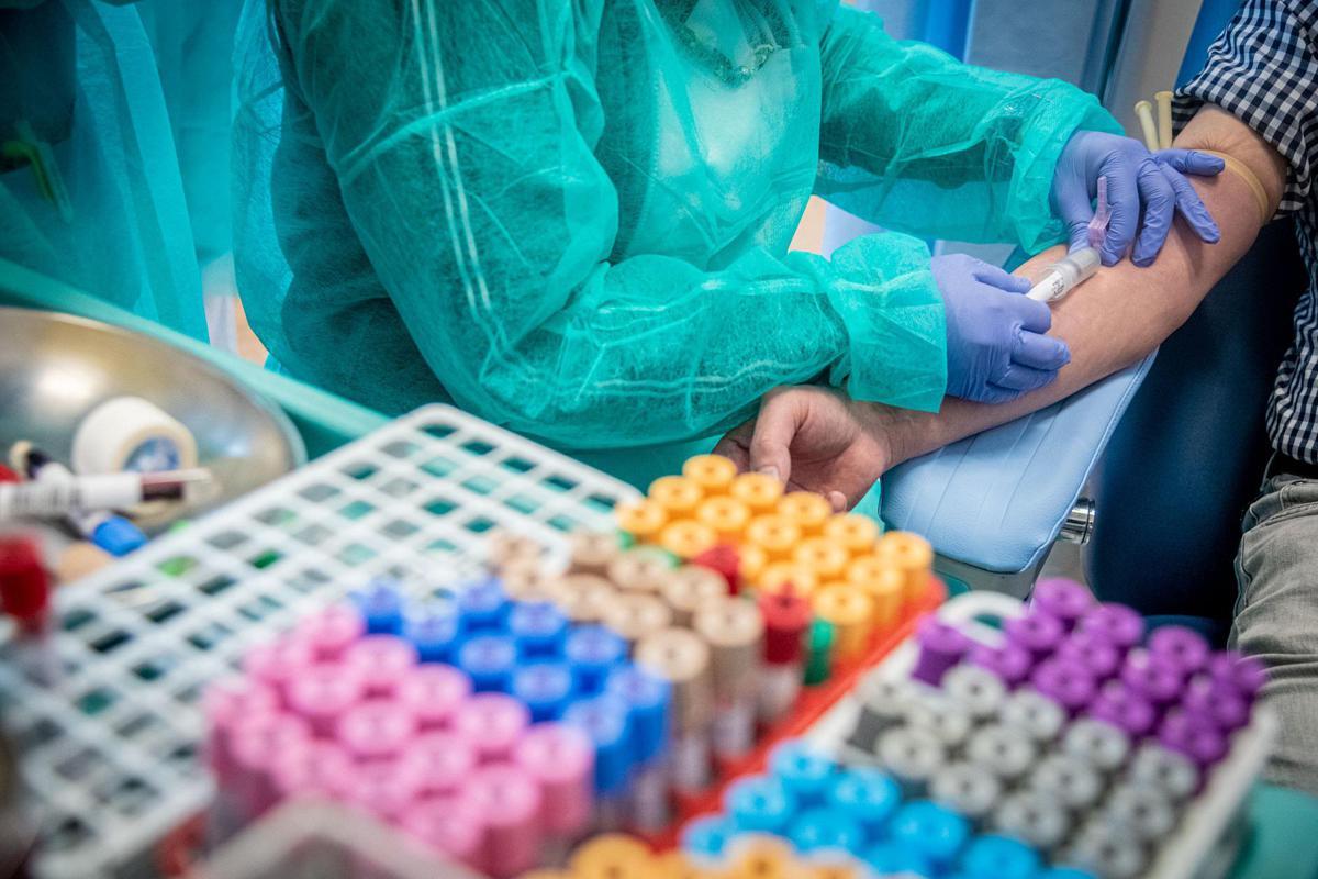 Colesterolo, dagli occhi ai piedi tre spie del livello d'allarme - 