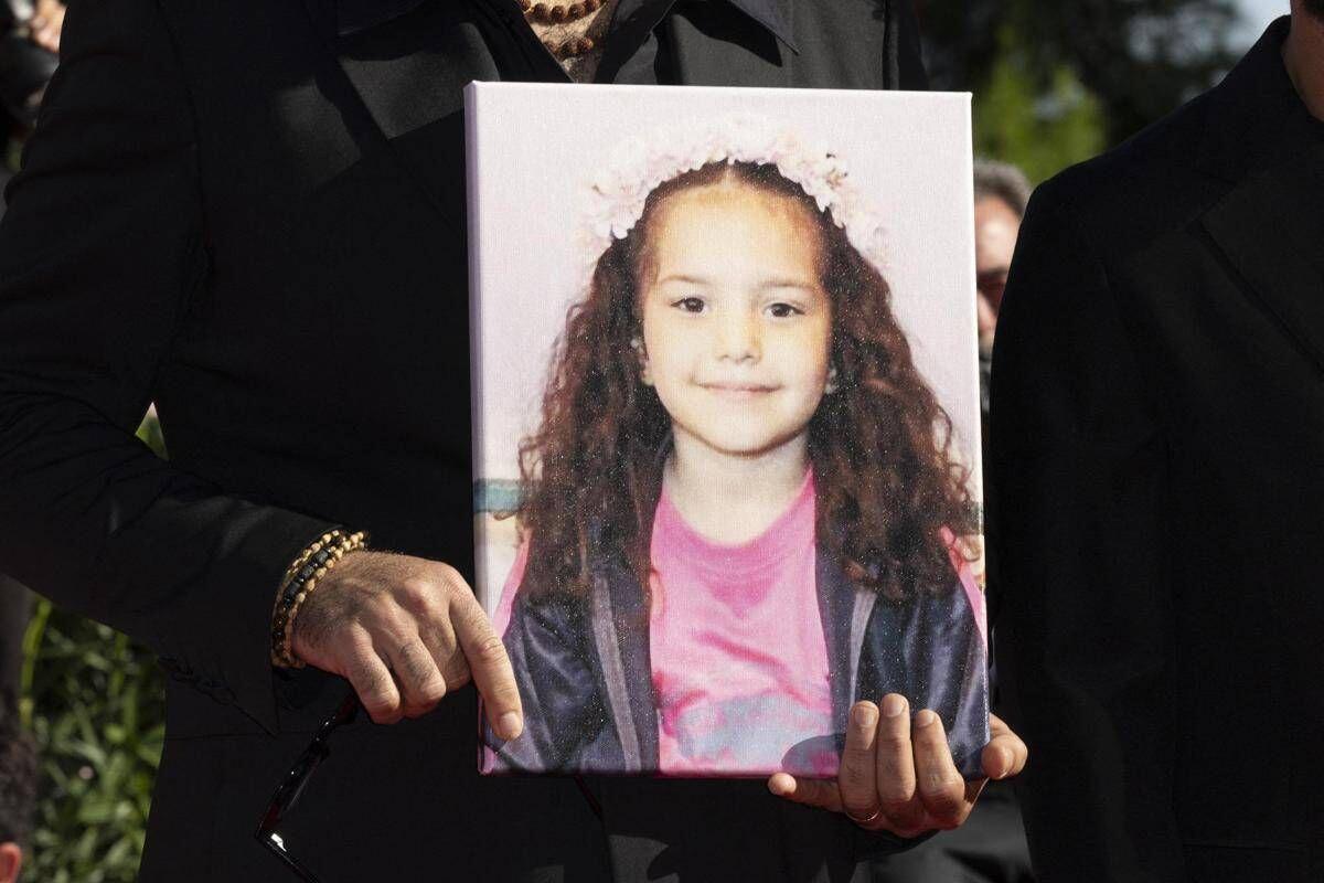 Uccisa con la famiglia a Gaza, Idf annuncia inchiesta sulla morte della piccola Hind Rajab - 