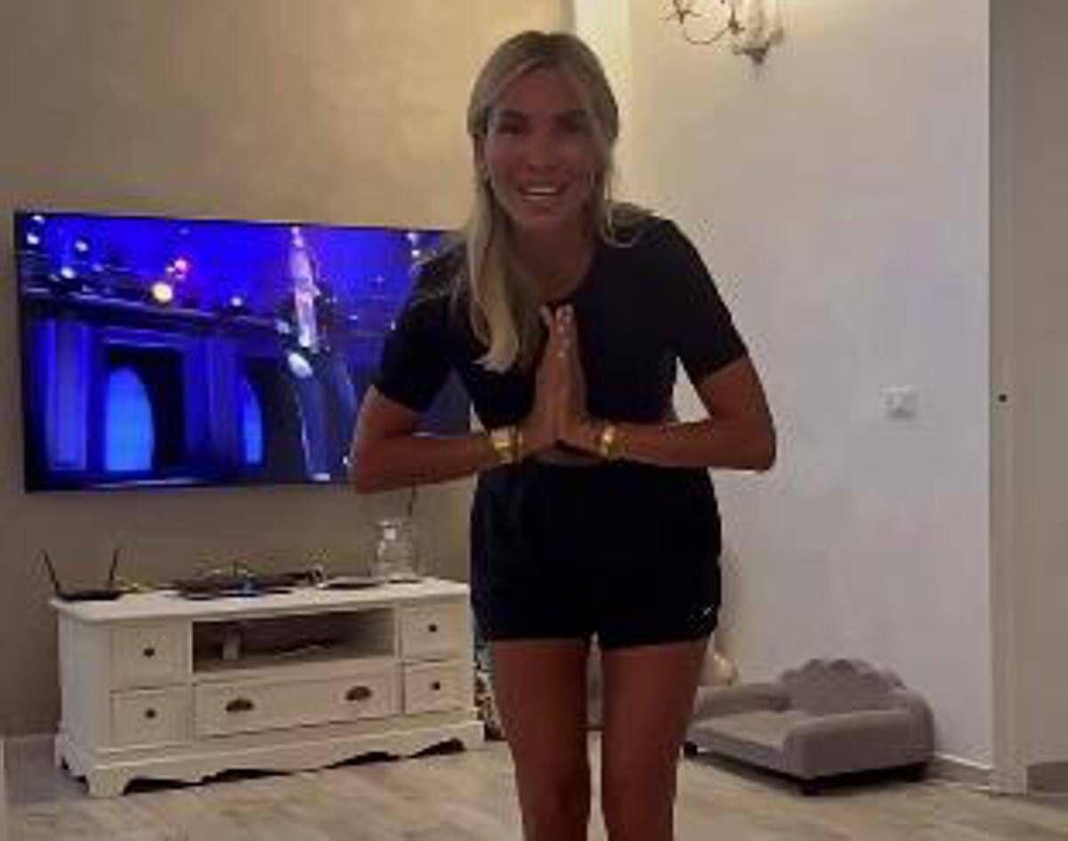 Ballando con le Stelle, Noemi Bocchi è la quarta concorrente. L'ironia di Totti: "Ma che stai a fa'?" - Video - 