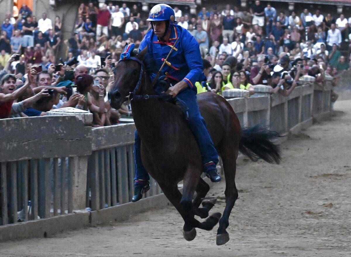 Palio Siena, notte tranquilla in ospedale per Tittia: condizioni in miglioramento - 
