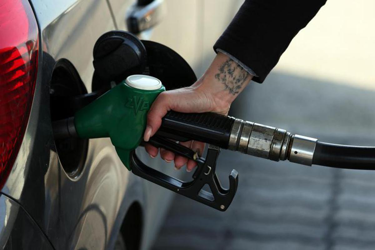 Caro carburanti, taglio delle accise sul gasolio prorogato al 25 agosto - 