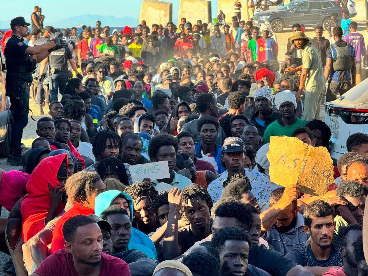 Ceuta, Piantedosi: "Revocheremo lo stop a Schengen solo con la fine totale dei rischi. Ipotesi nuovi arrivi il 15 agosto" - 