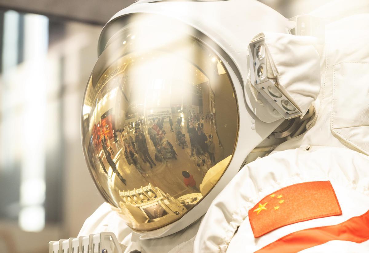 Cina, la missione sulla Luna slitta: Pechino doveva cercare acqua - 