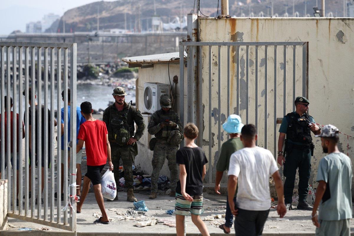 Ceuta, ancora 5mila migranti in città: "Emergenza non è finita" - 